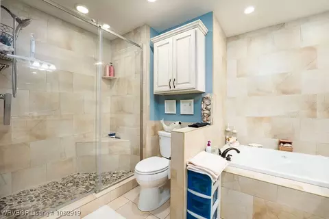 Bath - 7718 Williamsburg Rd, Fort Smith, AR 72903 photo 4 of 7