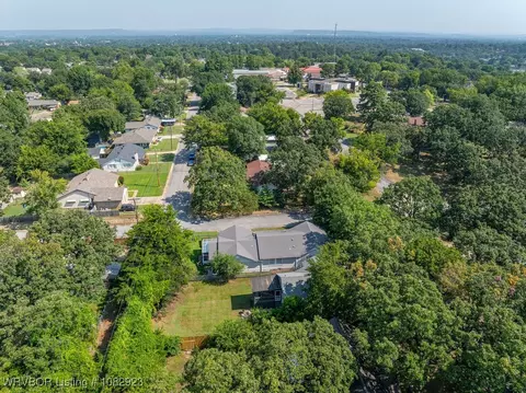View/Area - 2204 S 26th St, Fort Smith, AR 72901 photo 17 of 17