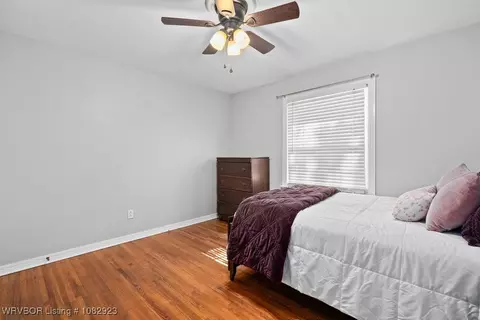 Bedroom - 2204 S 26th St, Fort Smith, AR 72901 photo 6 of 8