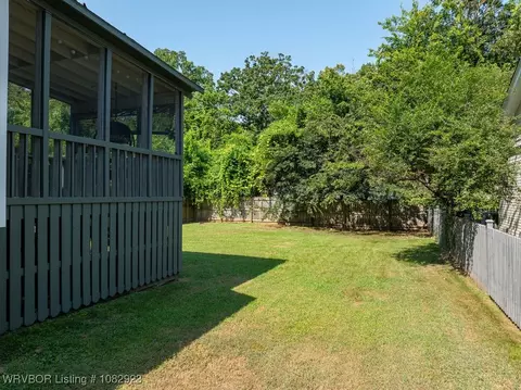 Exterior - 2204 S 26th St, Fort Smith, AR 72901 photo 8 of 17