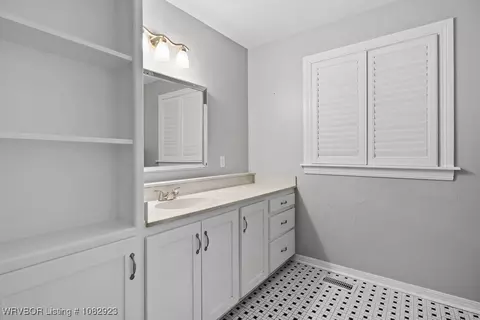 Bath - 2204 S 26th St, Fort Smith, AR 72901 photo 1 of 3
