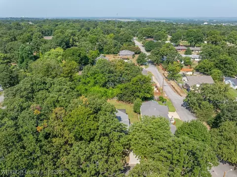 View/Area - 2204 S 26th St, Fort Smith, AR 72901 photo 8 of 17