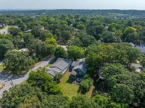 View/Area - 2204 S 26th St, Fort Smith, AR 72901 photo 15 of 17