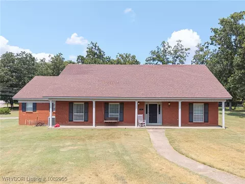 3301 Cliff Dr, Fort Smith, AR 72903 photo 1