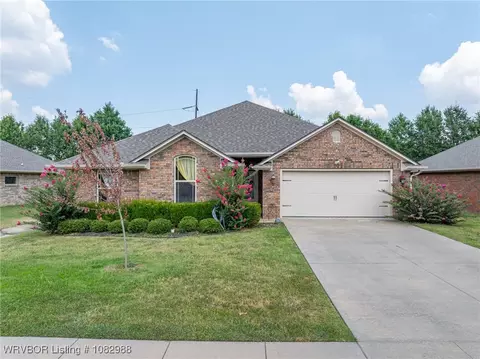 8707 Gracie Ln, Fort Smith, AR 72916 photo 1