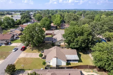 8613 Southridge Dr, Fort Smith, AR 72908 photo 9