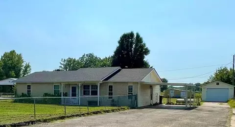 707 Faye Ave, Pocola, OK 74902