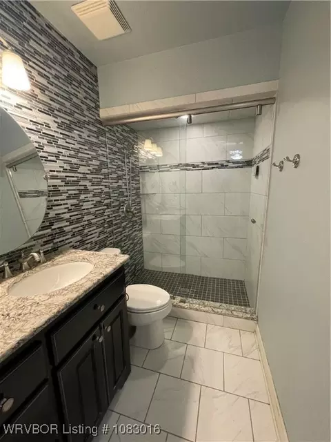 Bath - 8914 S 30th St, Fort Smith, AR 72908 photo 2 of 4