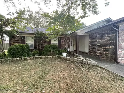 Exterior - 8914 S 30th St, Fort Smith, AR 72908 photo 5 of 6