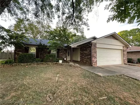 Exterior - 8914 S 30th St, Fort Smith, AR 72908 photo 6 of 6
