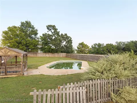 Exterior - 11205 Amanda Ln, Fort Smith, AR 72916 photo 7 of 7