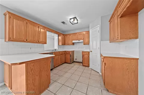 Kitchen - 11205 Amanda Ln, Fort Smith, AR 72916 photo 1 of 2