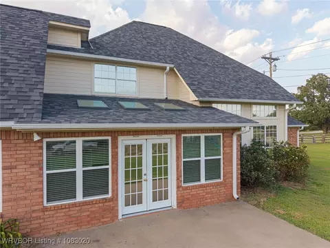 Exterior - 11205 Amanda Ln, Fort Smith, AR 72916 photo 3 of 7