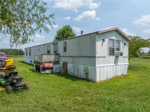 123 N Hwy 252, Lavaca, AR 72941 photo 2