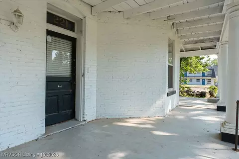 221 N 18th St, Fort Smith, AR 72901 photo 4