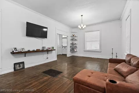 221 N 18th St, Fort Smith, AR 72901 photo 8