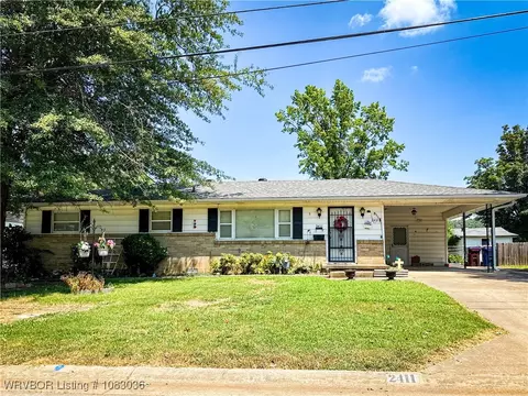 2411 Raleigh St, Fort Smith, AR 72901 photo 1