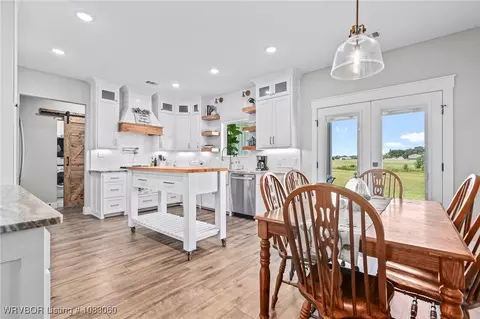 Kitchen - 6427 Greig Ln, Van Buren, AR 72956 photo 1 of 9