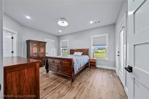 Bedroom - 6427 Greig Ln, Van Buren, AR 72956 photo 1 of 5