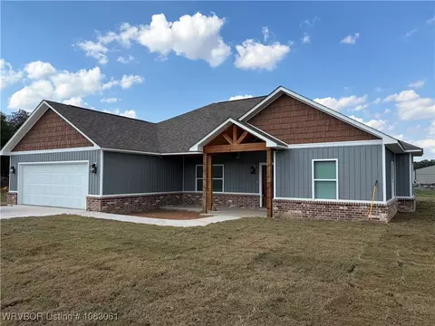 307 Williams St, Pocola, OK 74902