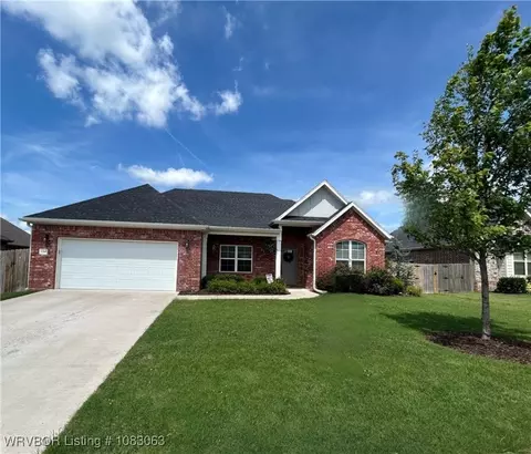 1265 Cassia St, Springdale, AR 72762
