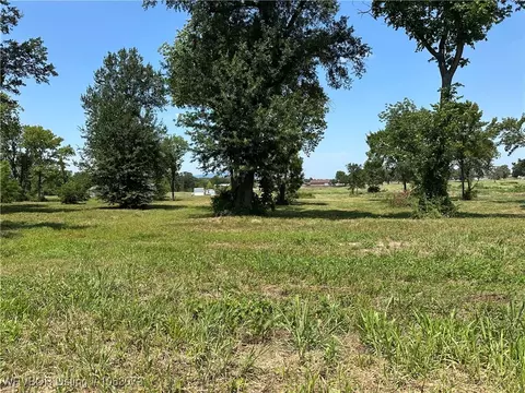 39897 W Drury Ln, Howe, OK 74940