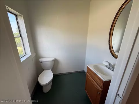Bath - 4728 N 30th St, Fort Smith, AR 72904 photo 2 of 2