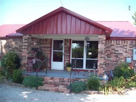 317 Main St, Dyer, AR 72935 photo 1