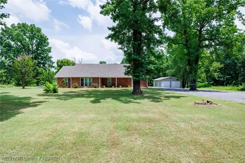 1204 Hollywood Pl, Lavaca, AR 72941 photo 1