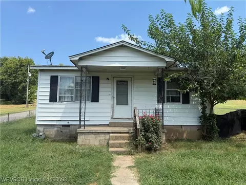 2001 Pryor Ave, Fort Smith, AR 72904