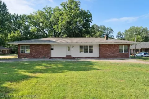 6212 Free Ferry Dr, Fort Smith, AR 72903