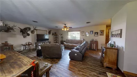 Entry Way - 904 5th Ter, Barling, AR 72923 photo 3 of 3