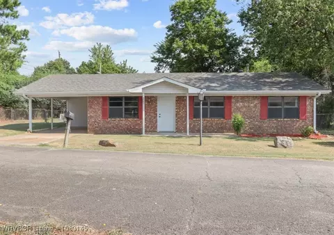 207 Thompson, Poteau, OK 74953