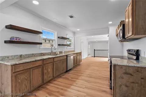 Kitchen - 2001 Wolfe Ln, Fort Smith, AR 72901 photo 1 of 1