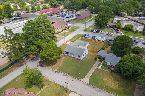 View/Area - 2001 Wolfe Ln, Fort Smith, AR 72901 photo 5 of 8