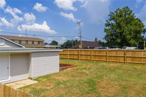 Exterior - 2001 Wolfe Ln, Fort Smith, AR 72901 photo 12 of 13