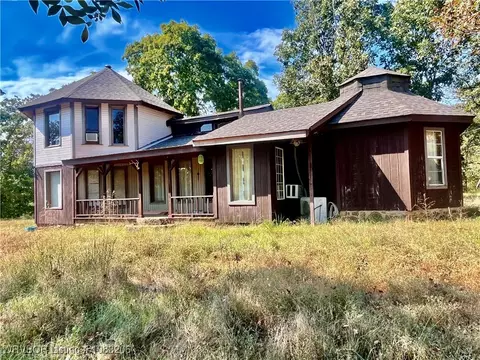 99294 S 4630 Rd, Sallisaw, OK 74955