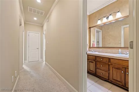 Entry Way - 6906 Southfield Dr, Fort Smith, AR 72916 photo 4 of 4