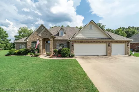Exterior - 6906 Southfield Dr, Fort Smith, AR 72916 photo 2 of 18