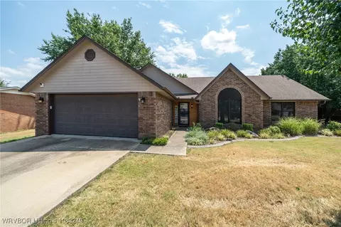 120 Redbud Ln, Poteau, OK 74953