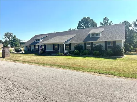 3800 Wylie Rd, Poteau, OK 74953