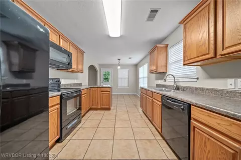 8104 Avignon Ln, Fort Smith, AR 72908 photo 12