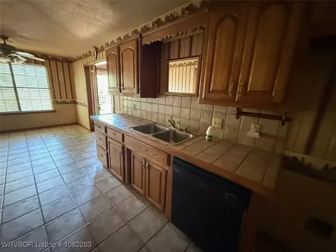 Kitchen - 5204 S 92nd St, Fort Smith, AR 72903 photo 3 of 3