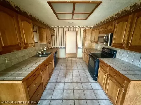 Kitchen - 5204 S 92nd St, Fort Smith, AR 72903 photo 1 of 3