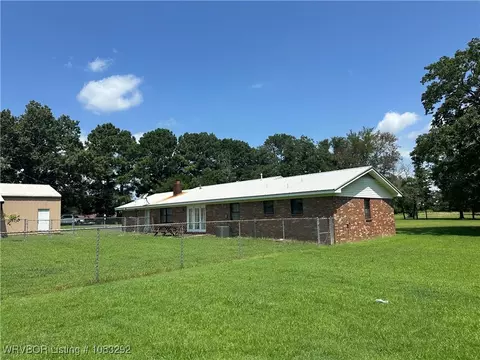 1304 E Mckenzie Ave, Pocola, OK 74902 photo 9