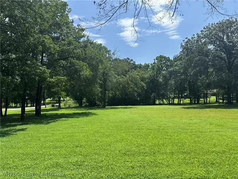 1304 E Mckenzie Ave, Pocola, OK 74902 photo 3