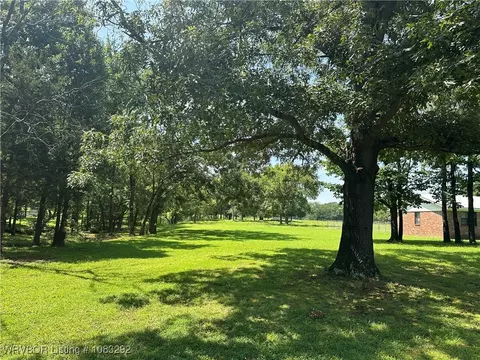 1304 E Mckenzie Ave, Pocola, OK 74902 photo 14