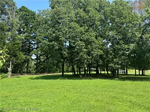 1304 E Mckenzie Ave, Pocola, OK 74902 photo 4