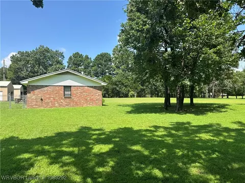 1304 E Mckenzie Ave, Pocola, OK 74902 photo 10