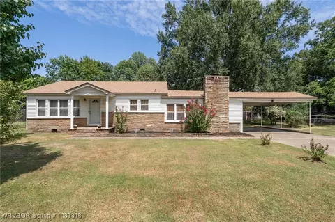 1505 Brazil Ave, Fort Smith, AR 72908